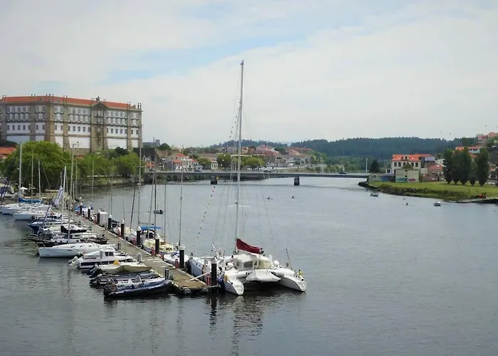 아파트 Azurara Large And Sunny